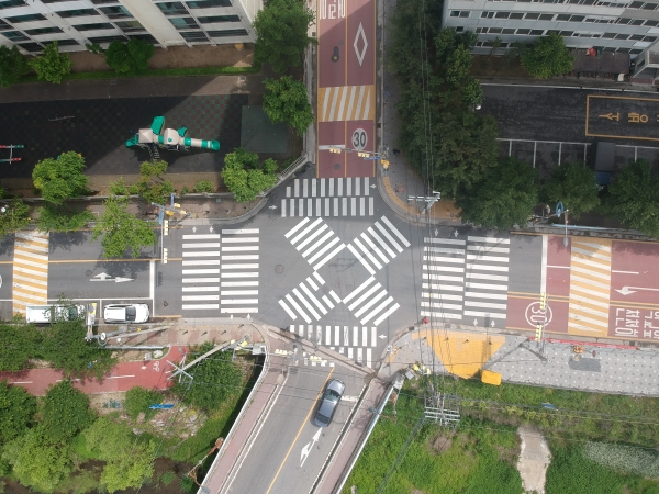 용마초교 횡단보도