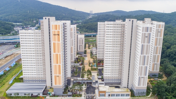 오봉산마을 아파트 전경