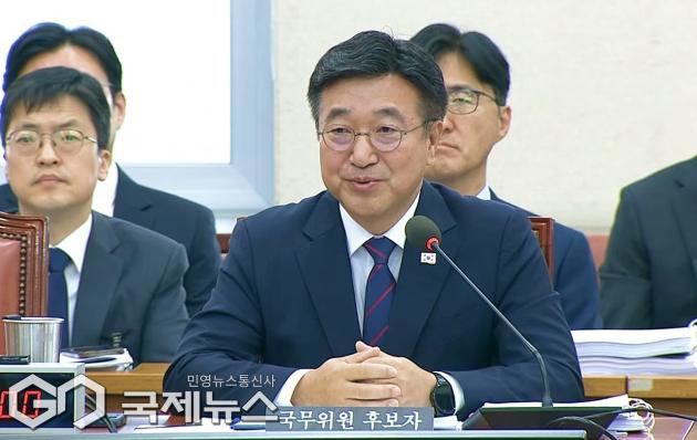 ▲윤호중 행정안전부 장관 후보자는 18일 오전 국회 행정안전위원회 인사청문회에서 배우자 종합소득세 신고 누락과 30년 전 음주운전에 대해 국민들께 사과하고 있다./사진=이용우 기자 